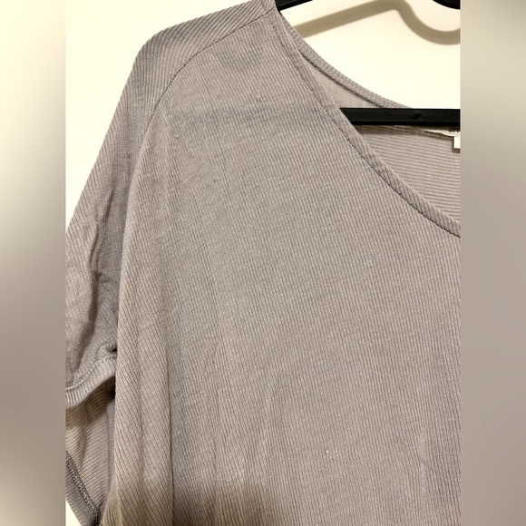 Monk & Lou Grey Oversized Lightweight Top - Picture 4 of 6